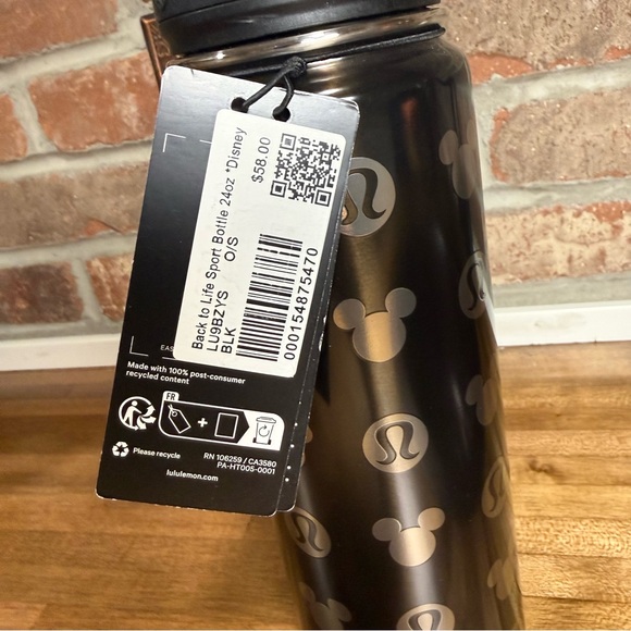 Lululemon x Disney Mickey Mouse Icon Back to Life Sport Bottle - Picture 4 of 5